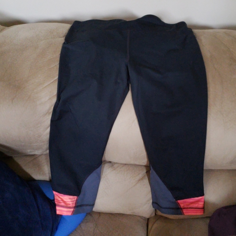 Under armour capris
